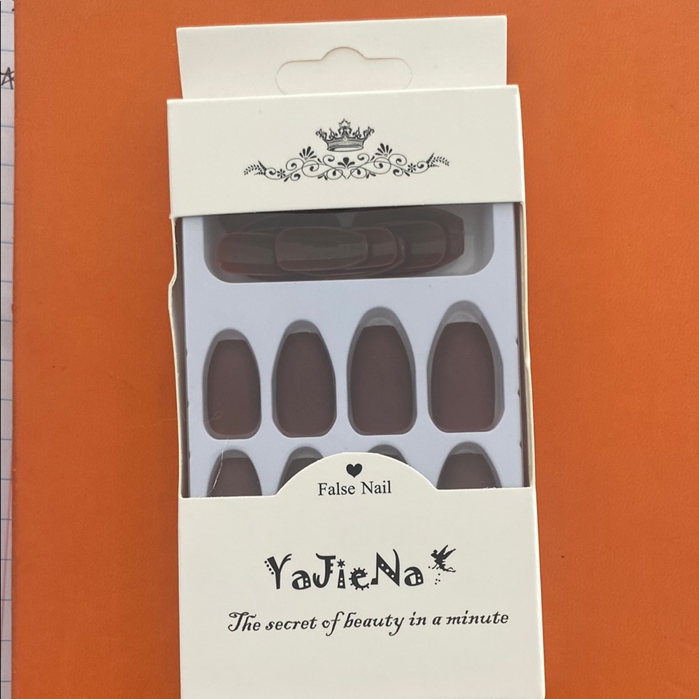 YajieNa False Nails - Brown